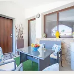 Semesterbostad Casa Helios